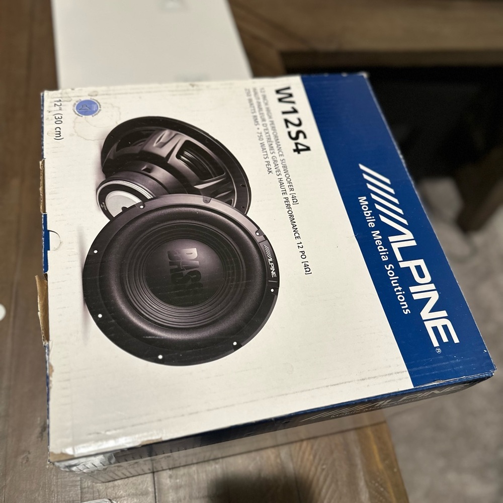 Alpine W12S4 Black Subwoofer